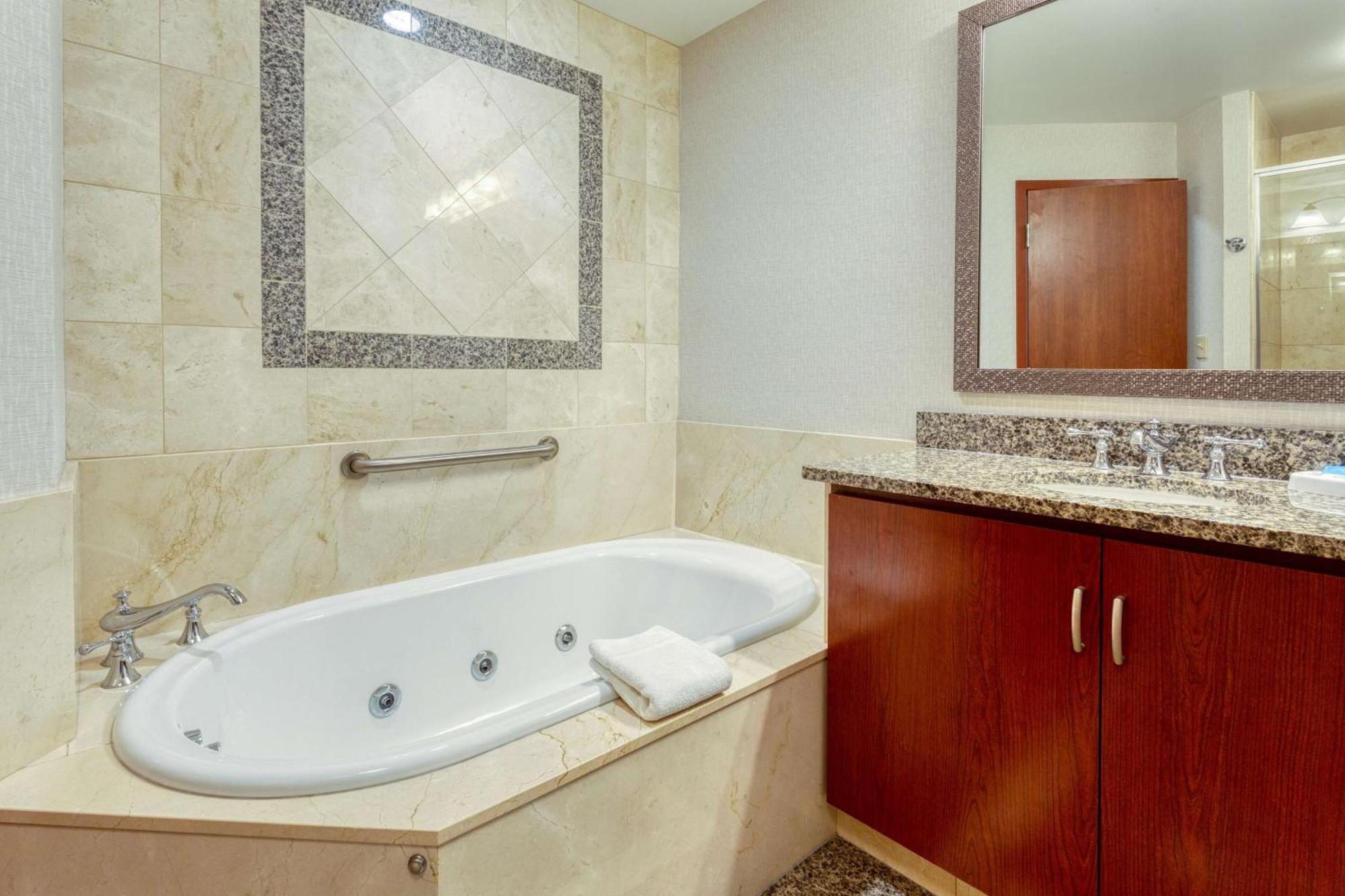 Drury Plaza Hotel St. Louis Честерфілд Екстер'єр фото