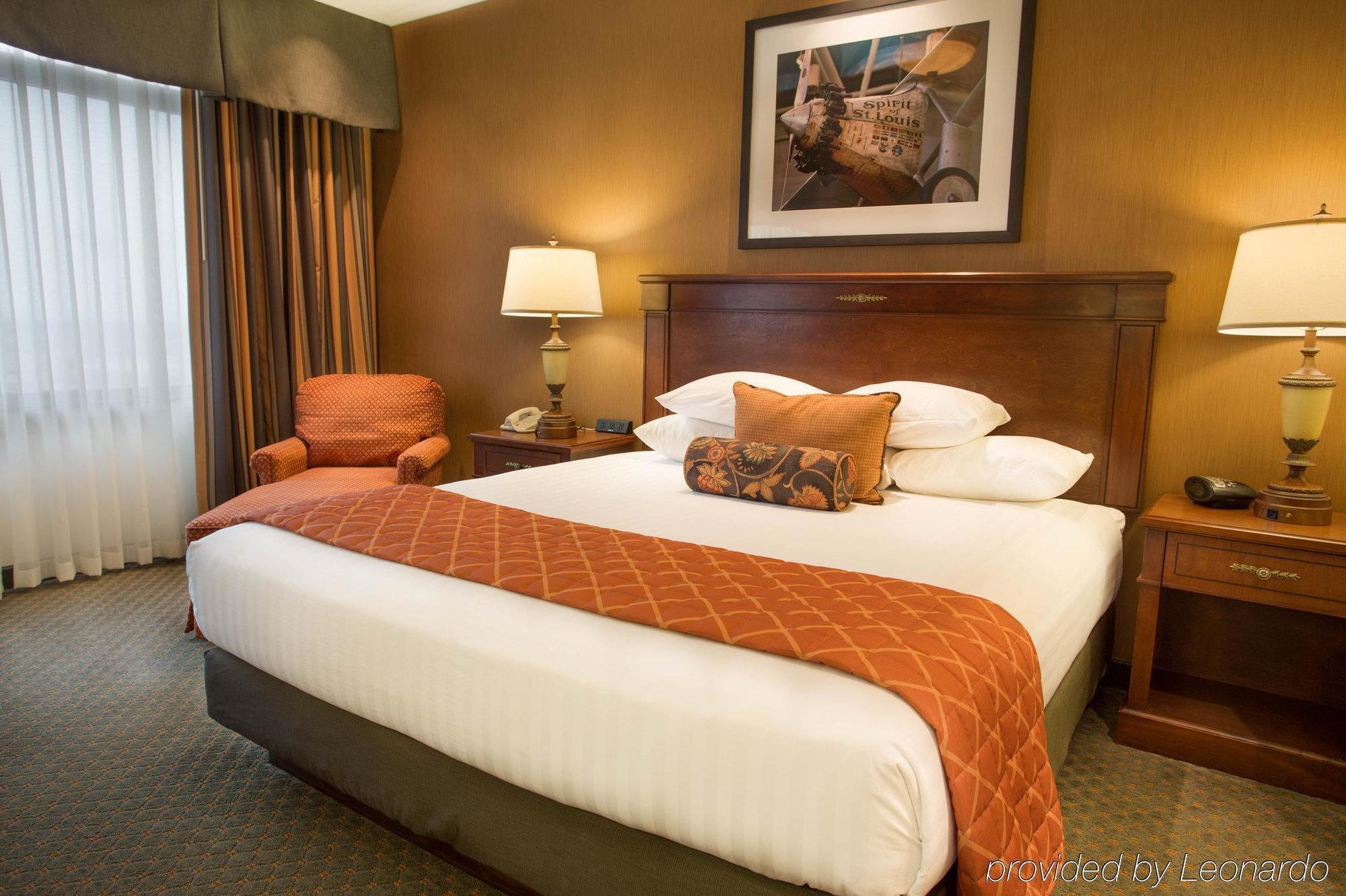 Drury Plaza Hotel St. Louis Честерфілд Екстер'єр фото